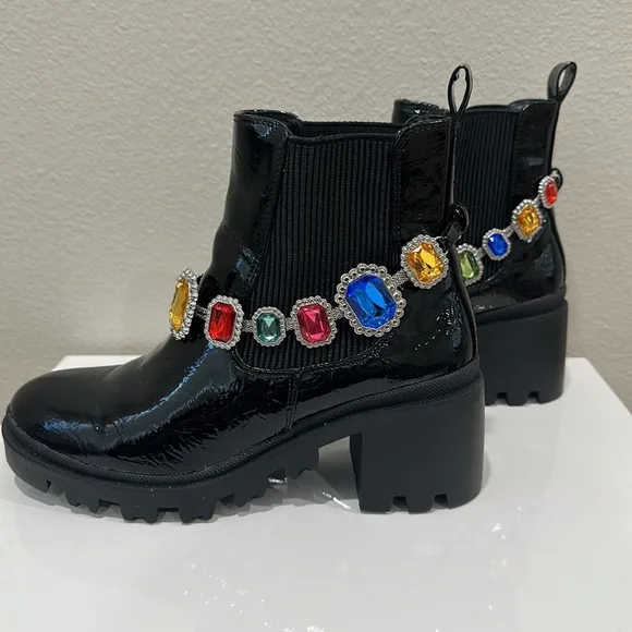 BETSEY JOHNSON JENESIS Embellished Black Patent Leather Lug Sole Chelsea Size 7 - Picture 3 of 5